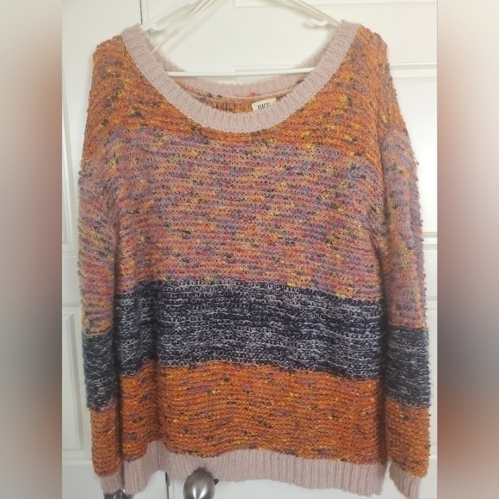 BKE sweater medium‎